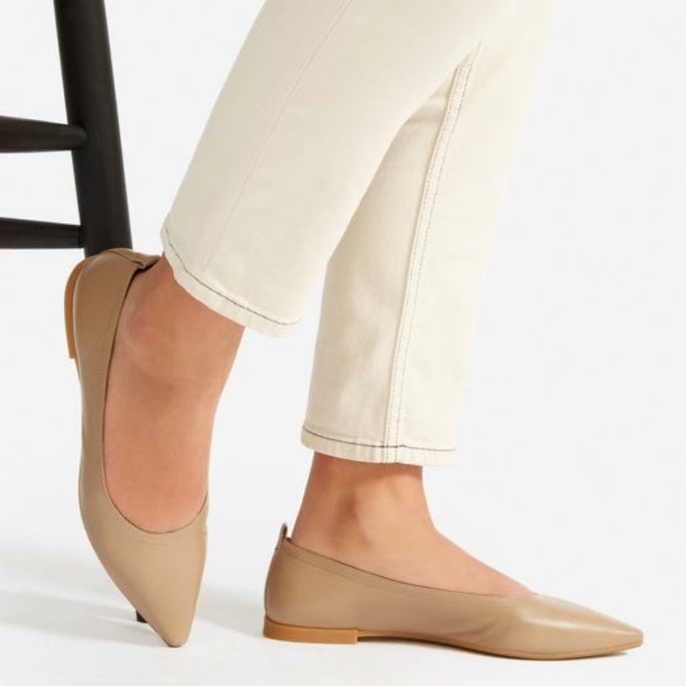 NWOB Everlane 40-Hour Flat in Taupe Sz 9.5